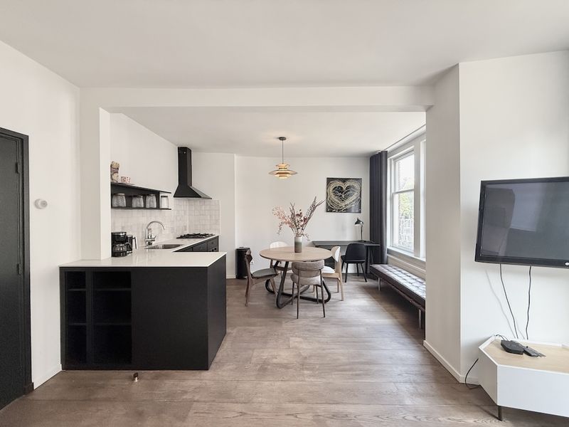 Appartement te huur: Haarlemmerstraat 159, Amsterdam
