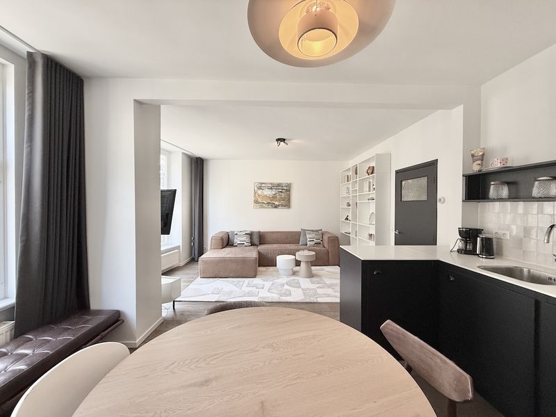 Appartement te huur: Haarlemmerstraat 159, Amsterdam