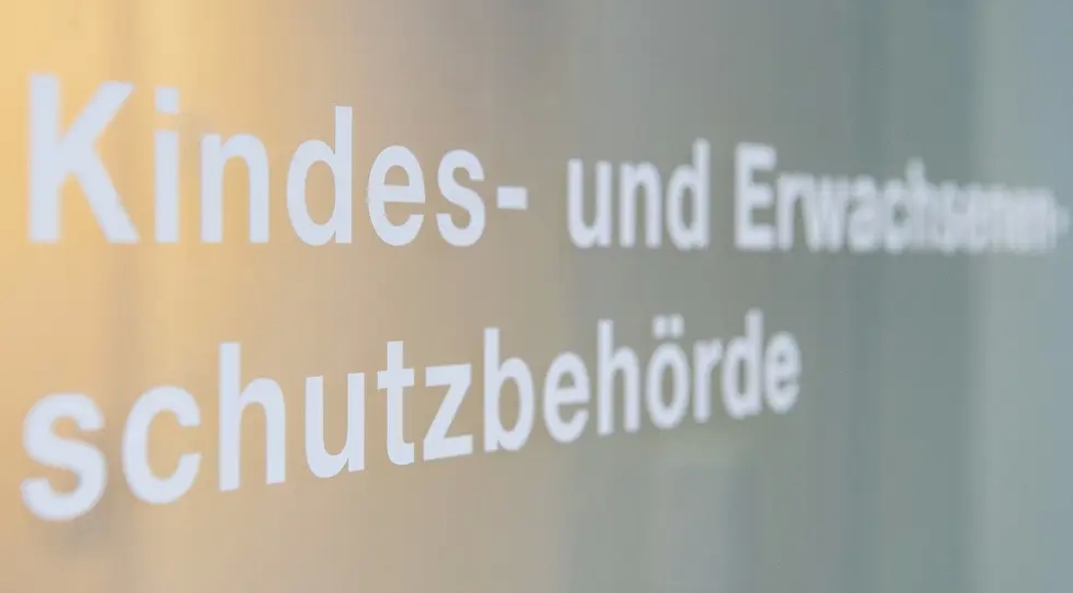 Symbolbild KESB zum Postulat «Lohnbesitzstand in der KESB wahren», September 2022