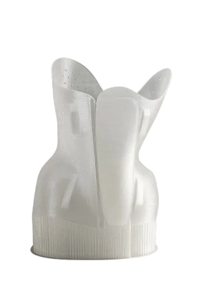 Corset blanc moulant avec un design structuré et sans bretelles.