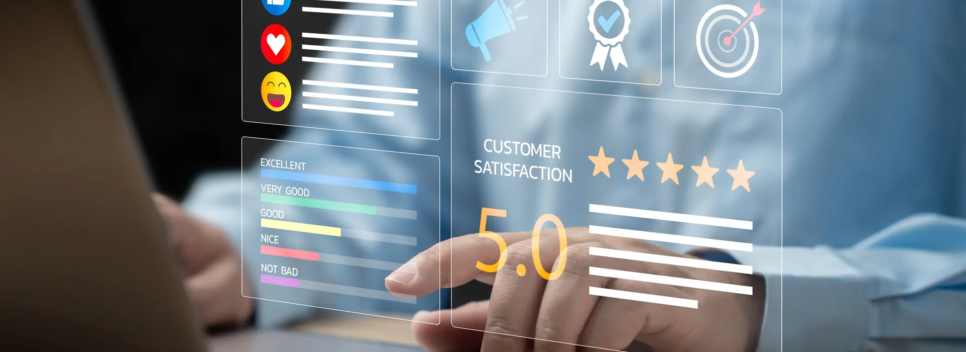 Customer satisfaction rating displayed beside a laptop