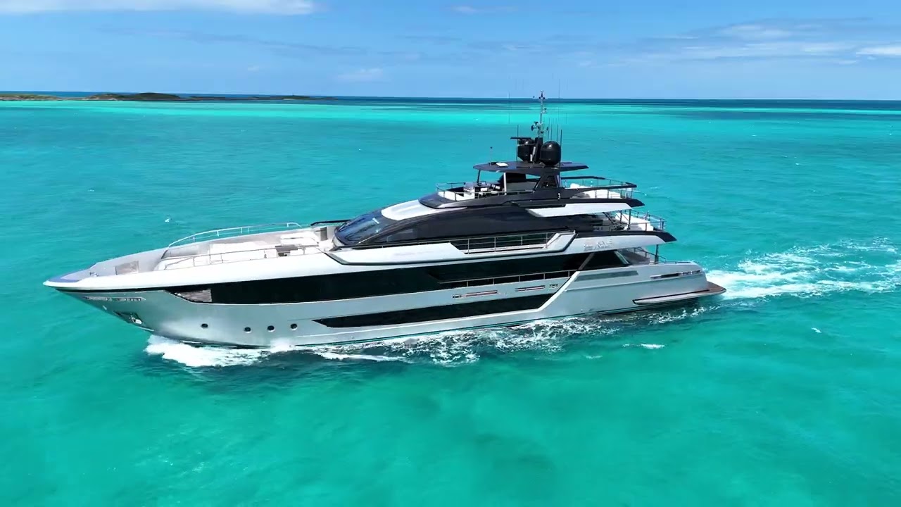 Riva 130 Bellissima