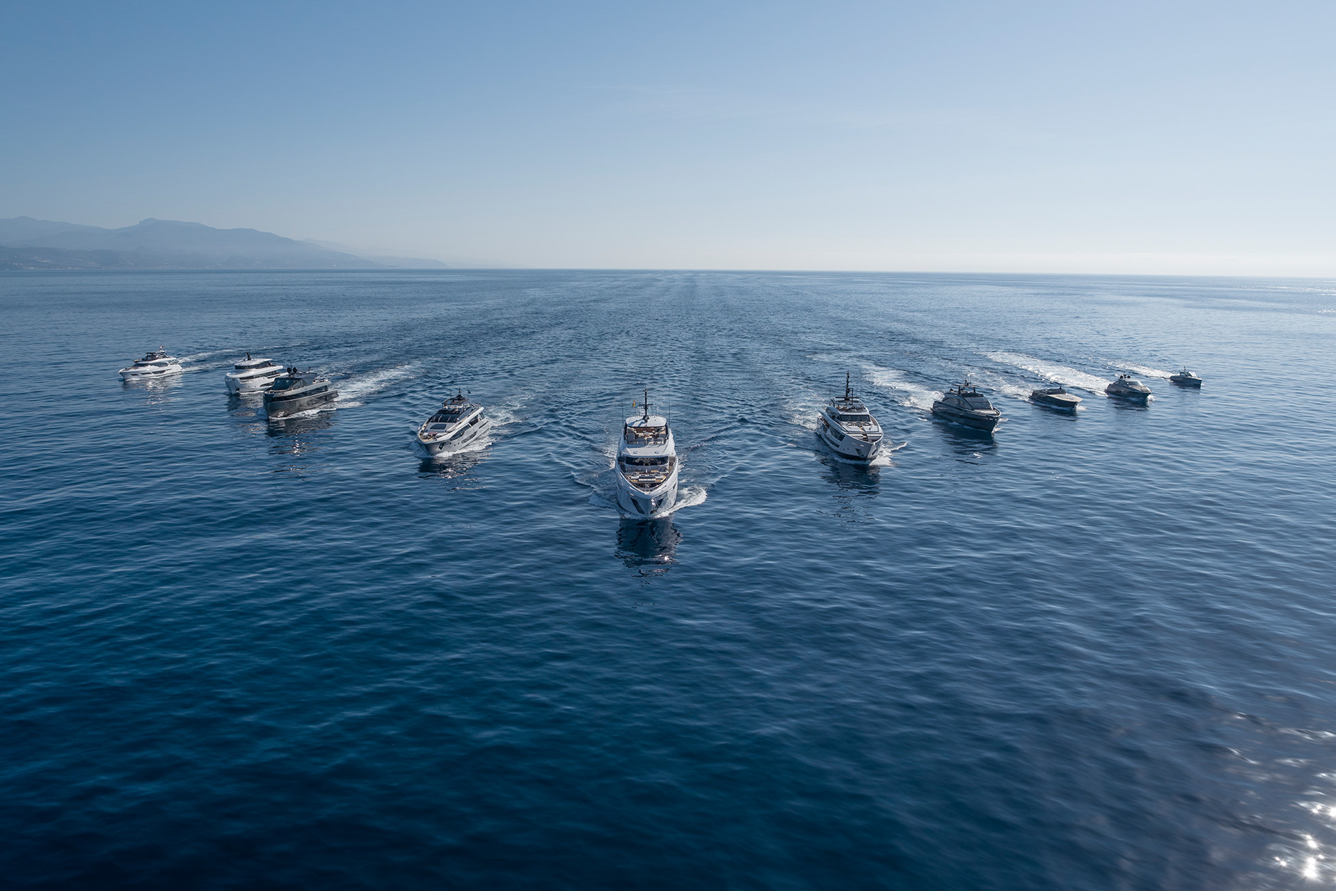 Ferretti Group thắp sáng Monaco Yacht Show với 3 màn ra mắt: Riva 54Metri, CRN 67m Amor à Vida và Custom Line Navetta 35
