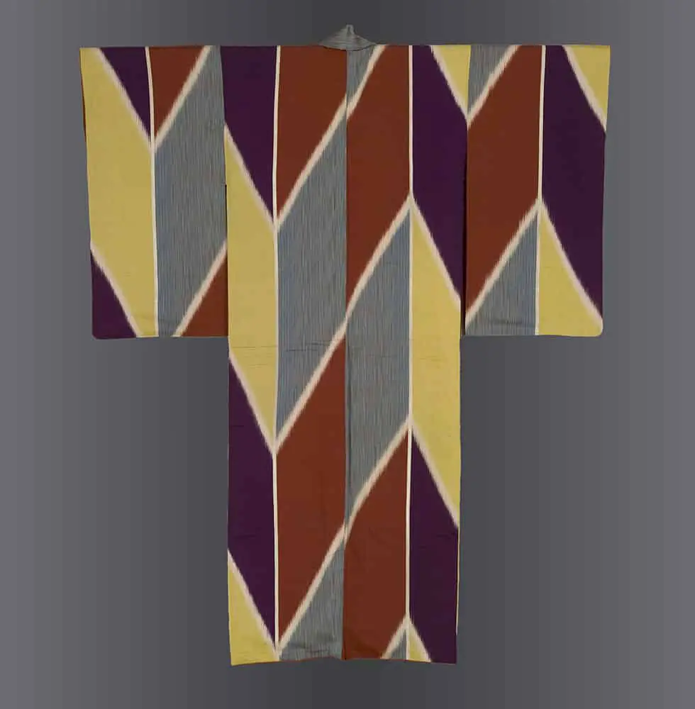 Arrow-feather-motif Kimono