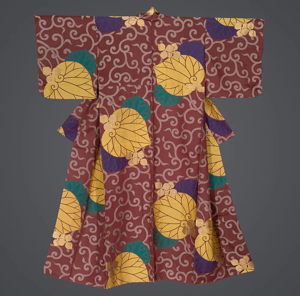Hollyhock-motif Kimono