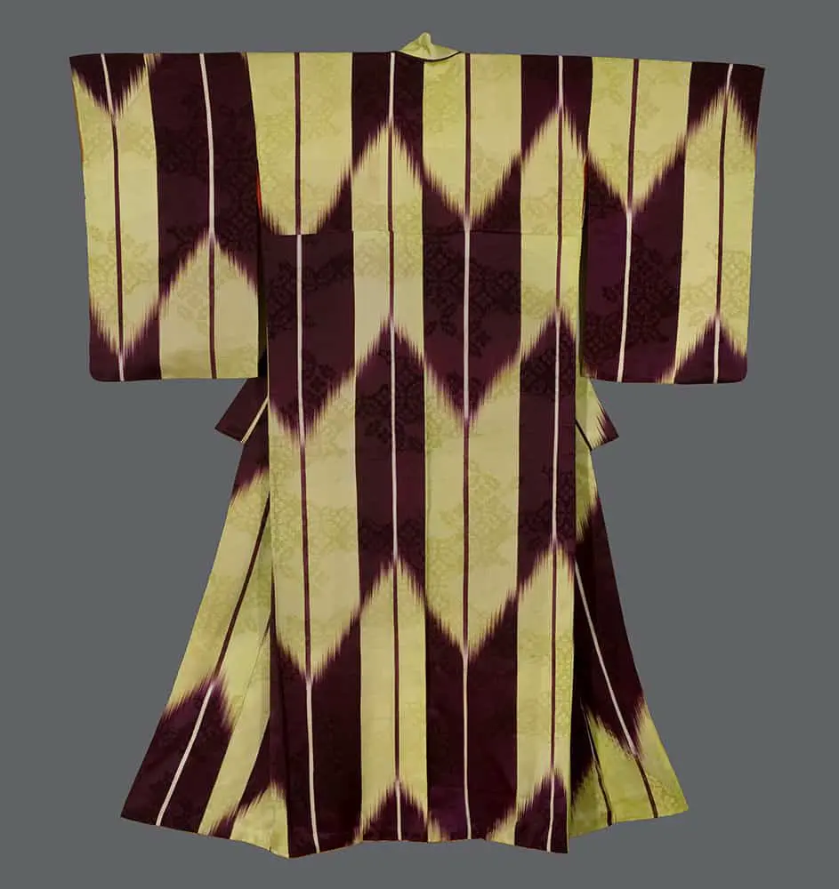 Arrow-feather-motif Rinzu Kimono