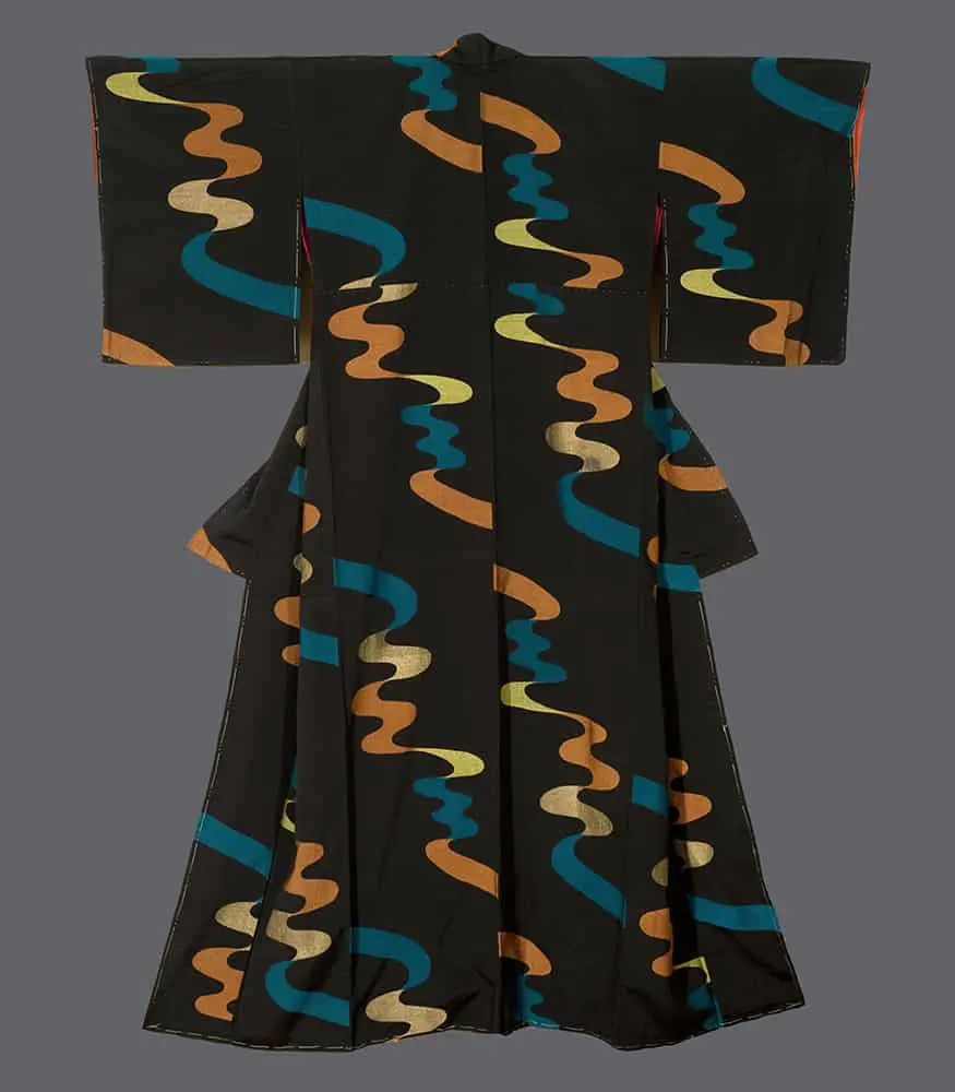 Wave-motif Kimono