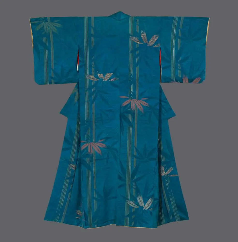 Urushi and Rinzu Kimono