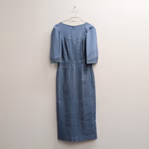 アラベスク調刺繍タイトライン袖付きドレス AIMER Sサイズ ブルー