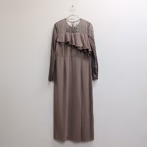 アシンメトリーラッフルドレス AIMER 1Lサイズ ブラウン