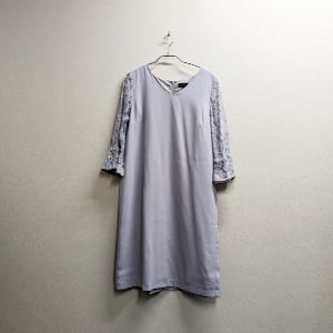 コードレースのフレアスリーブ結婚式ワンピース GIRL 2Lサイズ ブルー