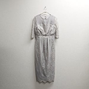 デコルテシアー袖付き総レースIラインドレス Dorry Doll 1Lサイズ グレー