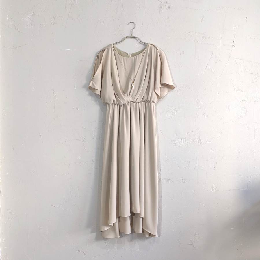https://www.emptydressy.com/dresses/10492