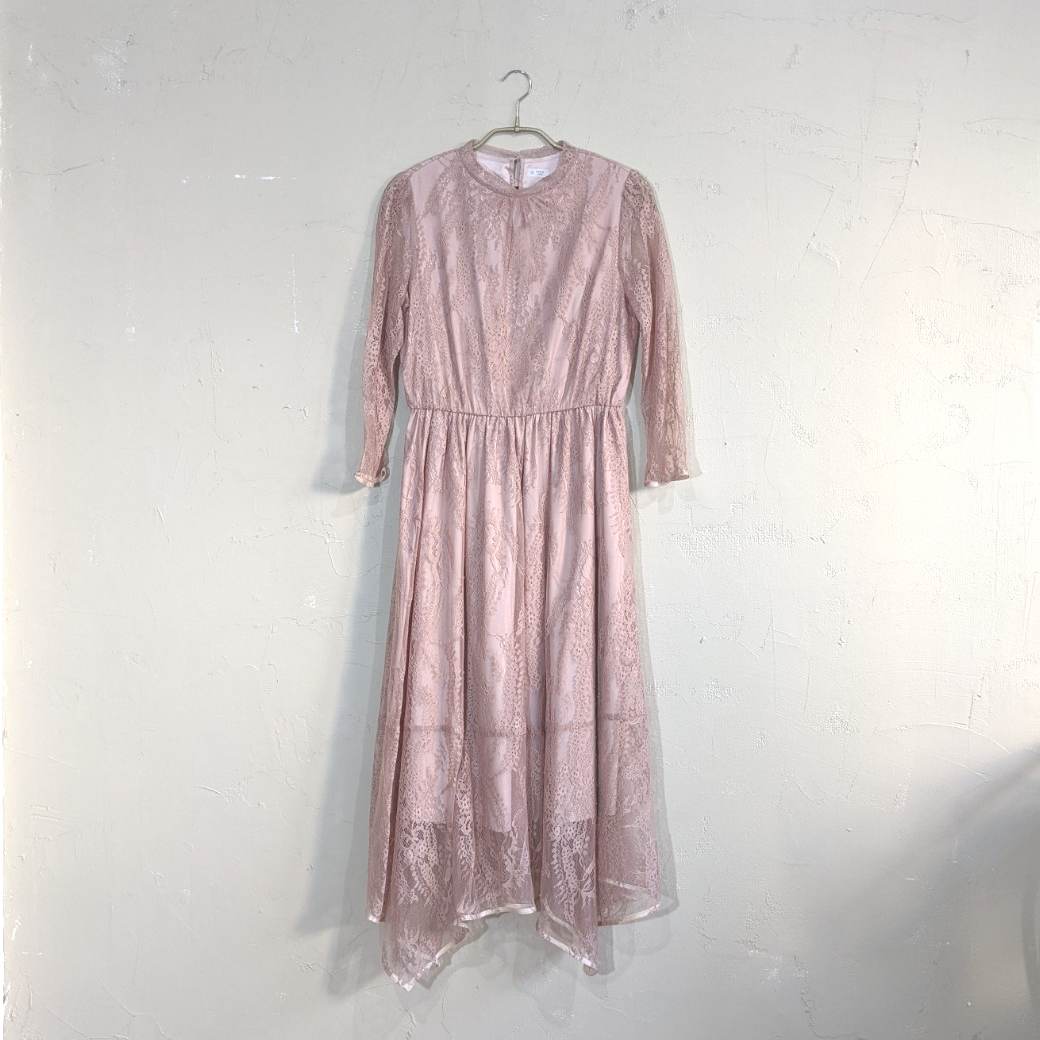 https://www.emptydressy.com/dresses/10565