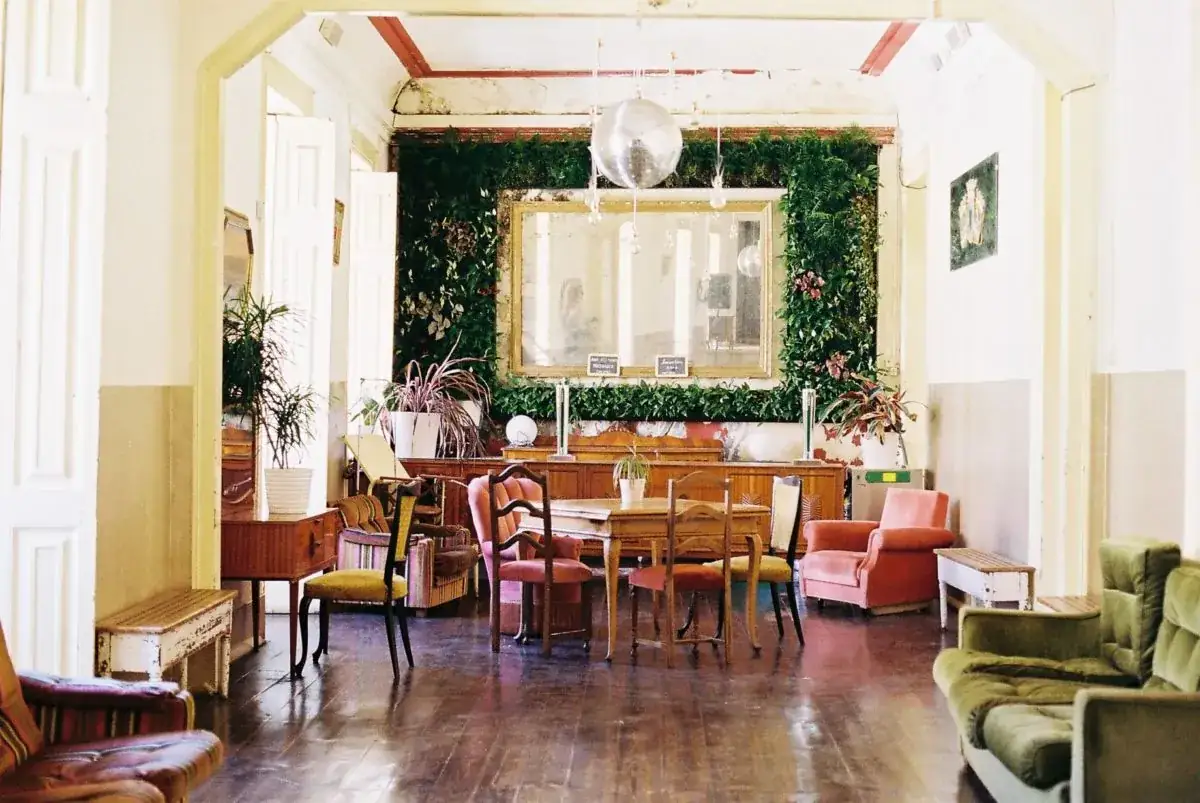 Living room at casa Independente in Intendente in Lisbon