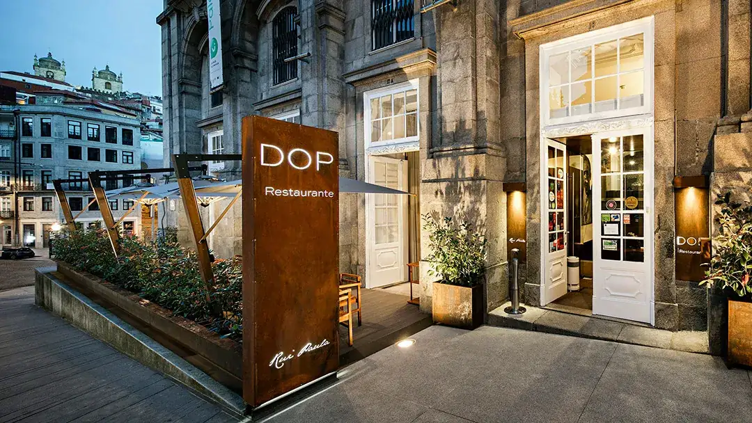 Facade of the restaurant DOC Porto