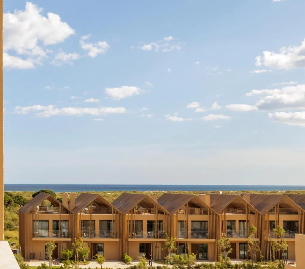 Verdelago Resort, villa in Praia Verde, Algarve