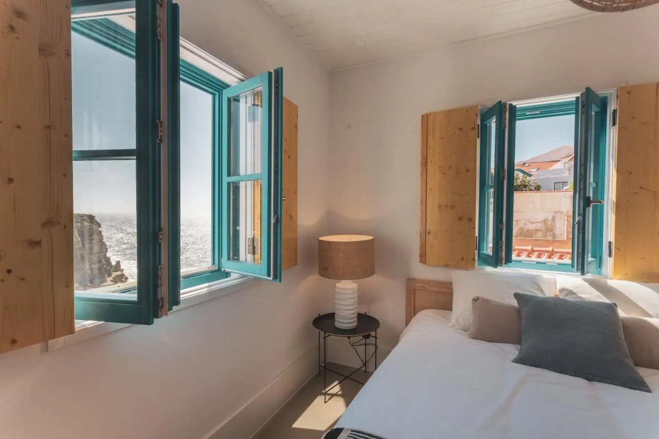 West Coast Design and Surf Villas, apartment in Azenhas do Mar, Lisbon Coast