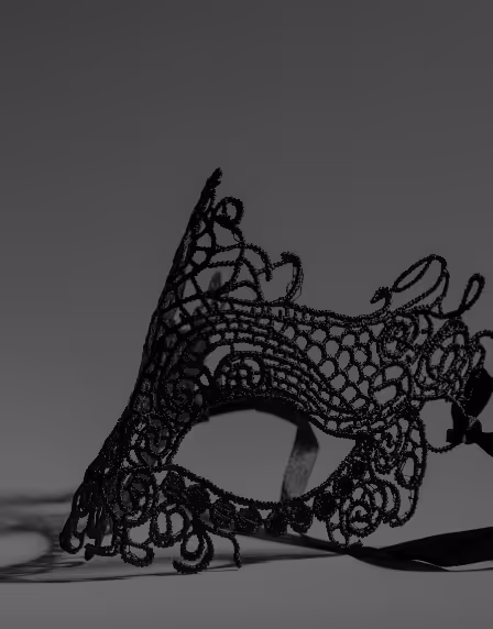 A thumbnail of a black erotic mask from Shots.nl - a customer Alumio helped with integrations.