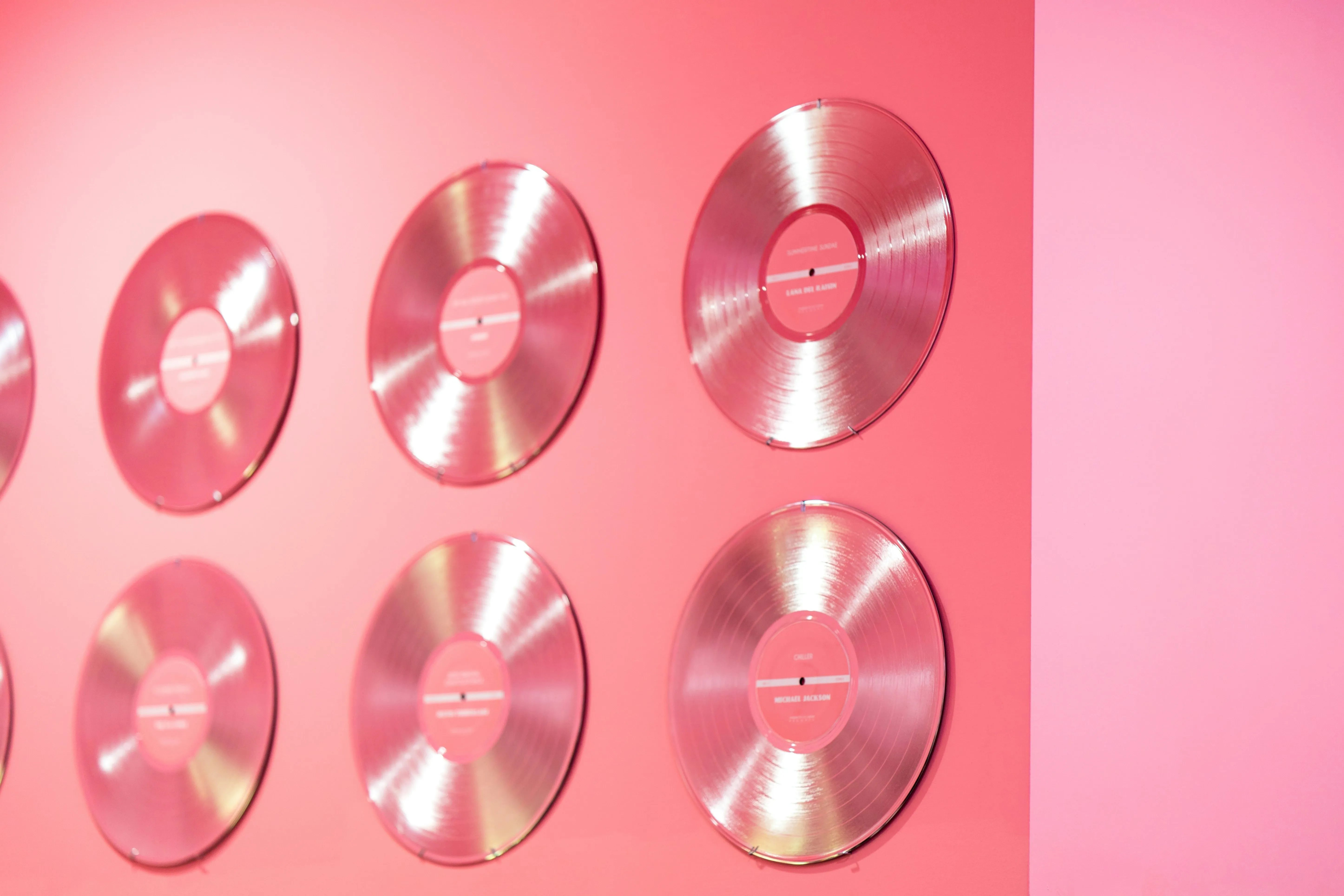 🎧 August Playlister of the Month: Pop Aesthetics