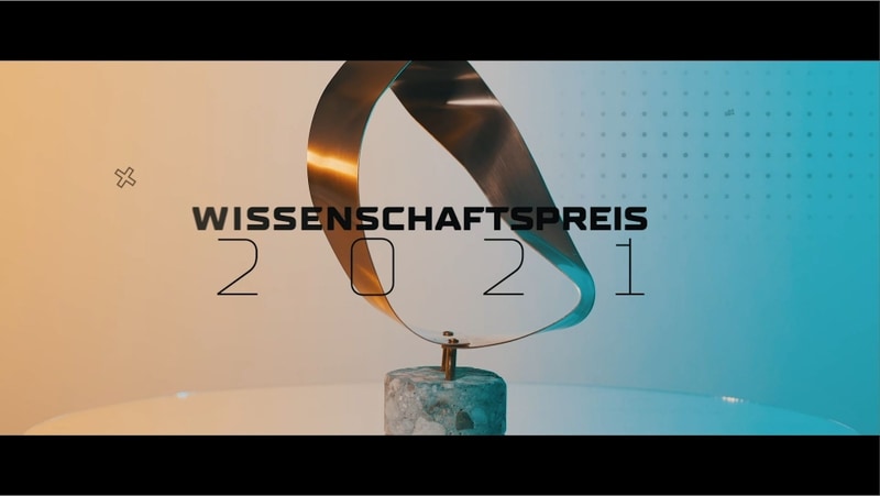 Montage aus Grafiken der Corona-Warn-APP und Motion Graphics in unserem Eventfilm