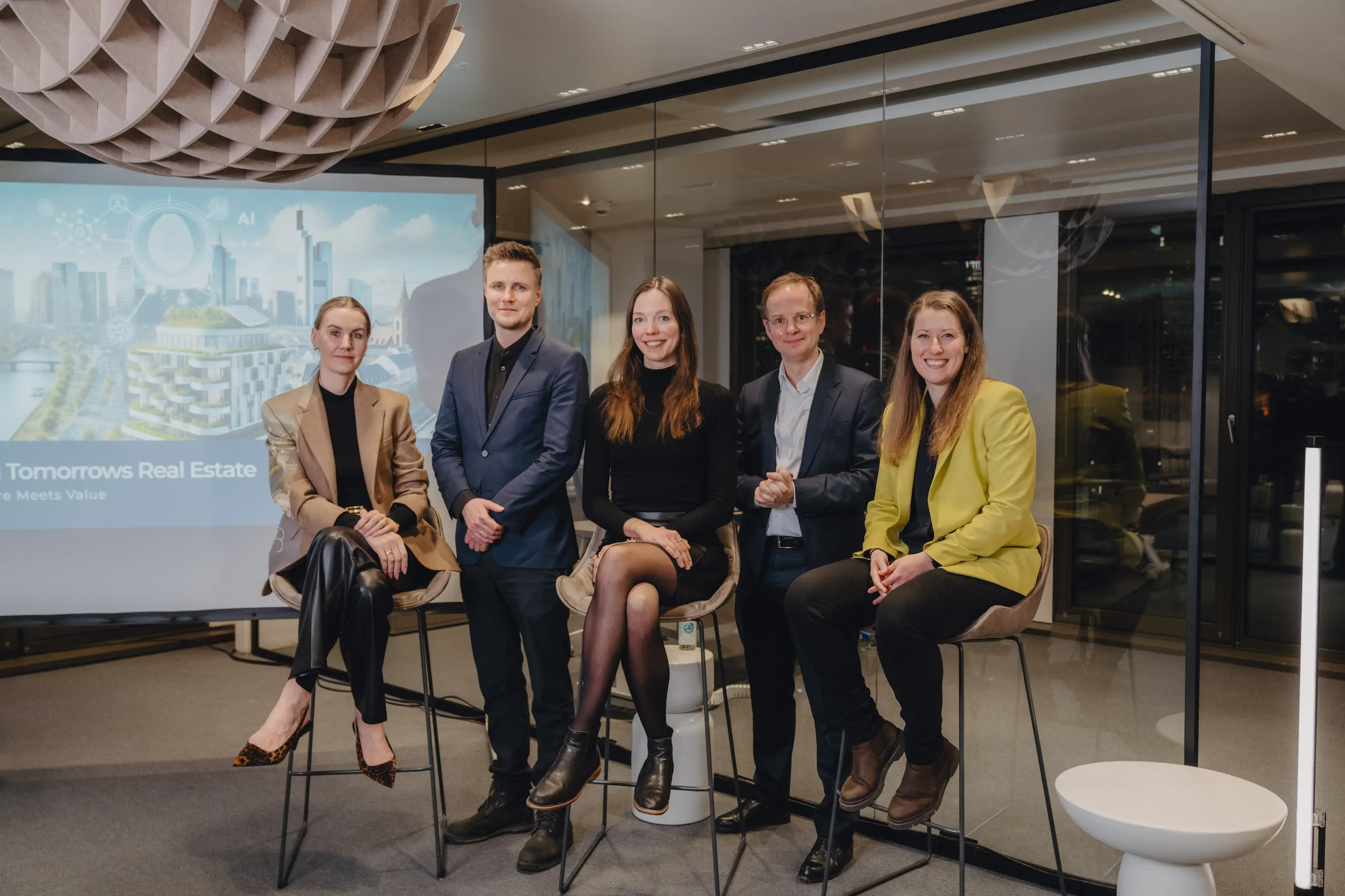 Gruppenfoto der Teilnehmer beim KI-Event von White Bird GmbH