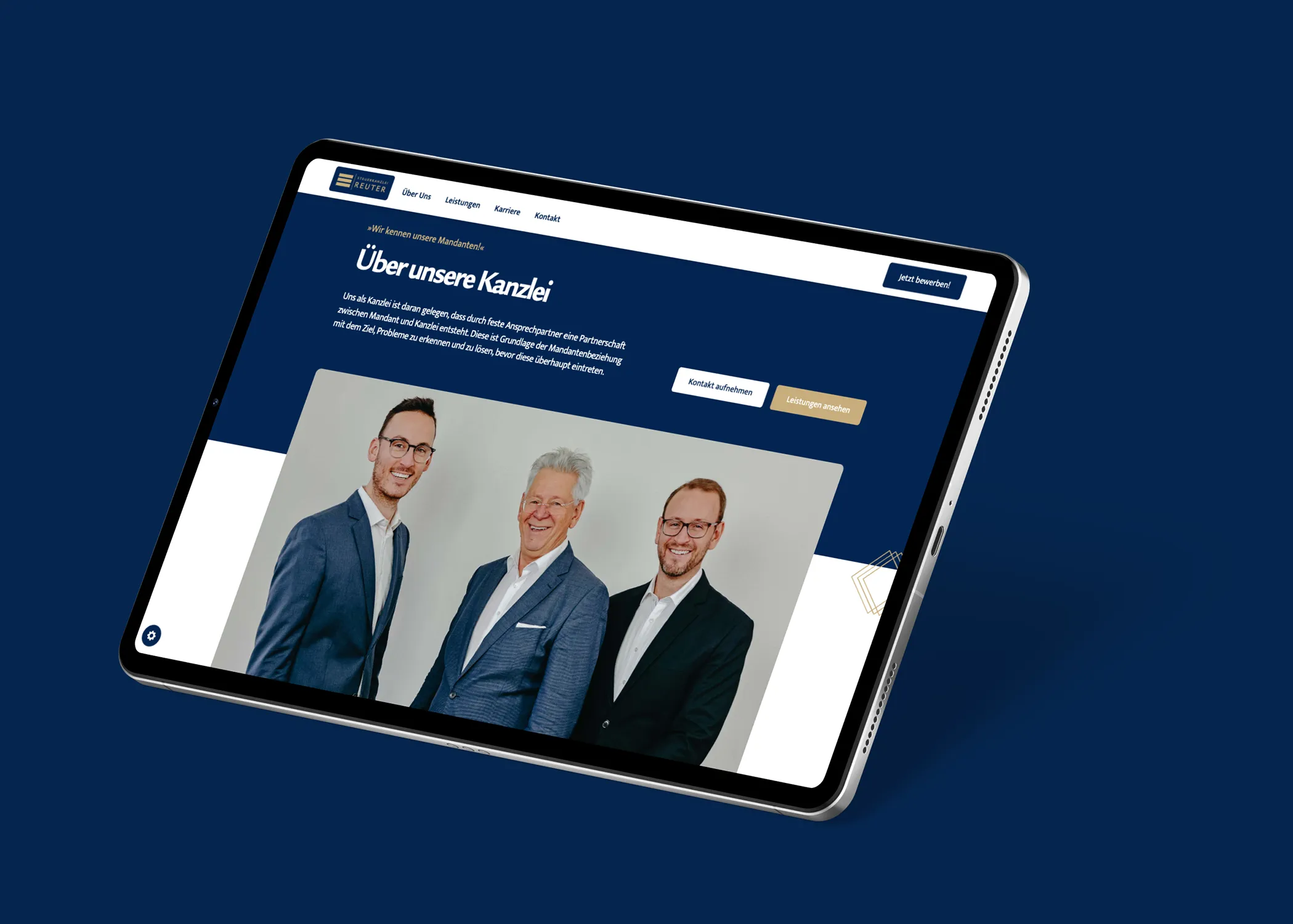 Steuerkanzlei Reuter Designansicht – Farbwelt und Typografie