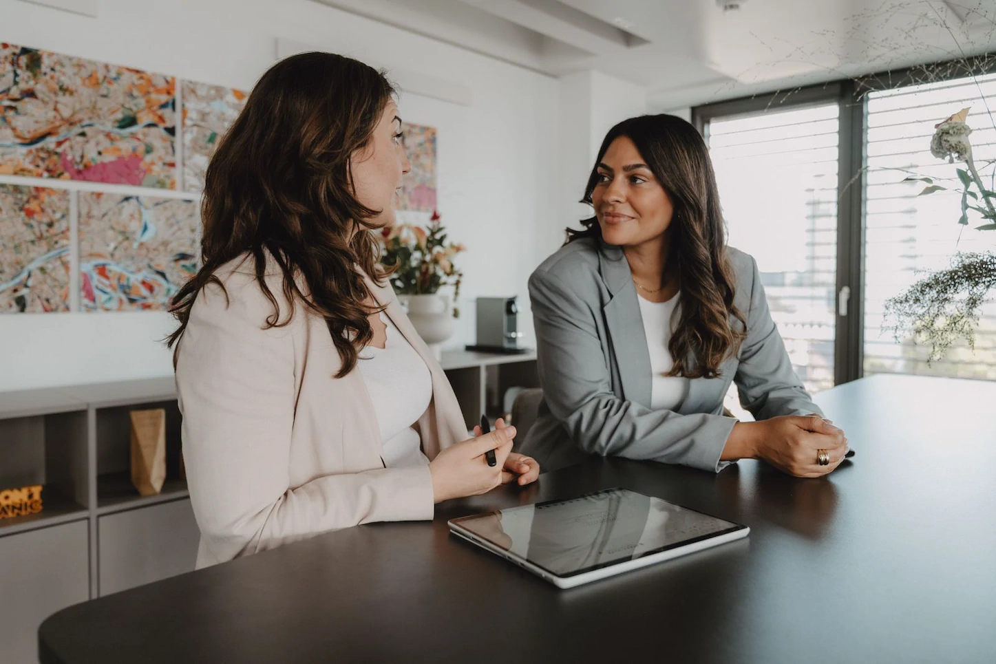 Shooting White Bird GmbH – Bildimpression Klein & Rose