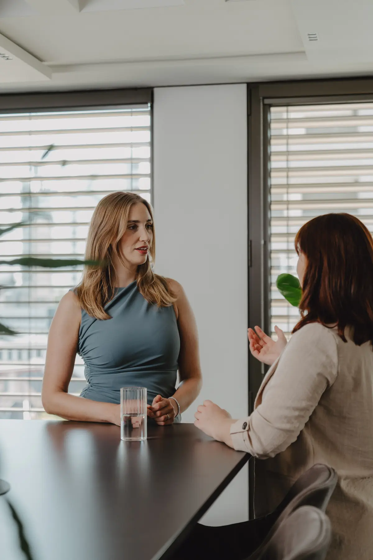 White Bird GmbH Unternehmens­fotografie – professionelles Fotoshooting von Klein & Rose Frankfurt