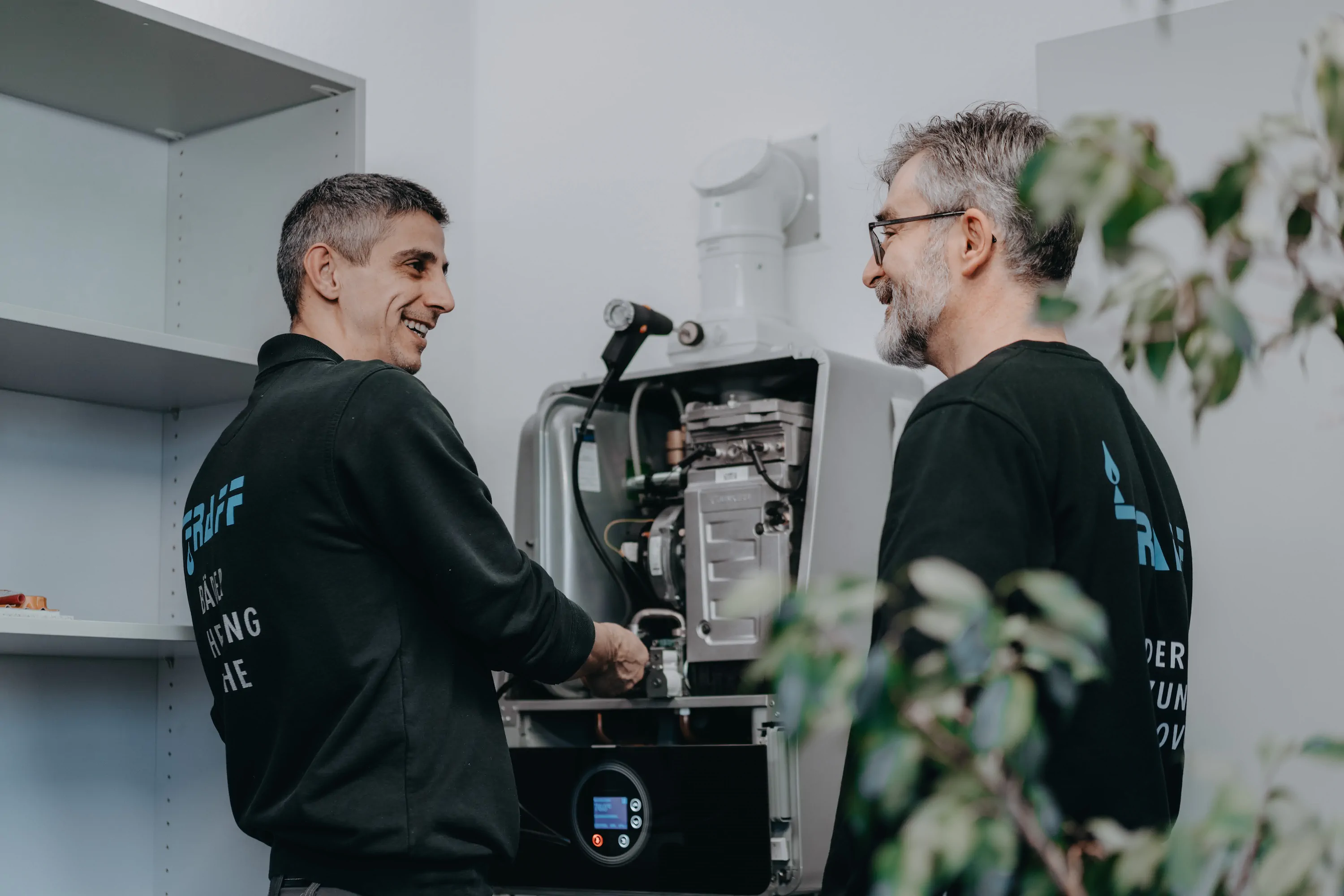 Raff Sanitär visuelle Kommunikation – Klein & Rose