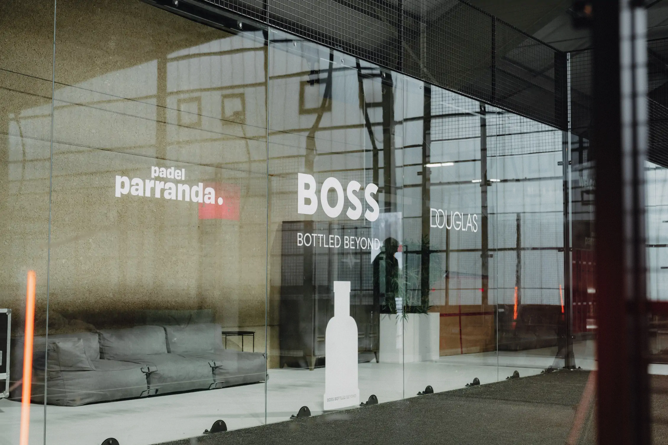 Padel Parranda Eventfotografie Koeln - DOUGLAS x BOSS Bottled Beyond (15)
