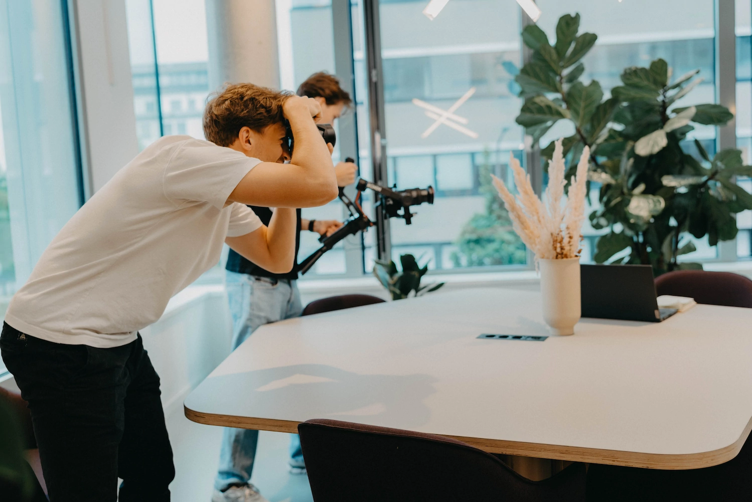 Venture Advisory Partners Behind the Scenes - Bildkontrolle