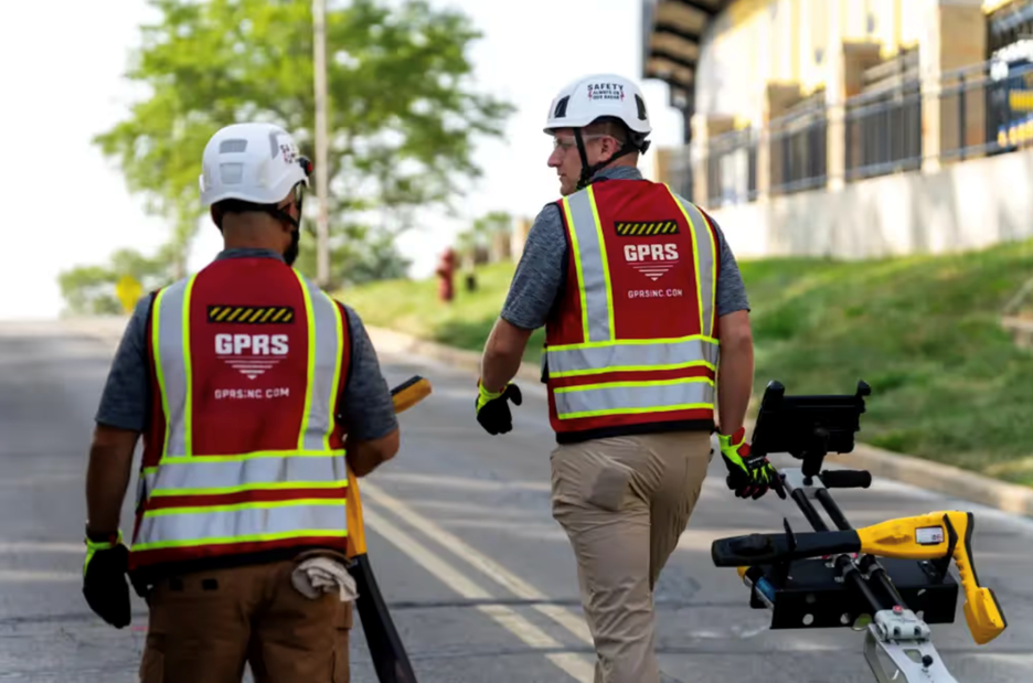 GPRS project managers use ground-penetrating radar to determine subsurface conditions and increase speed and safety of construction projects.
