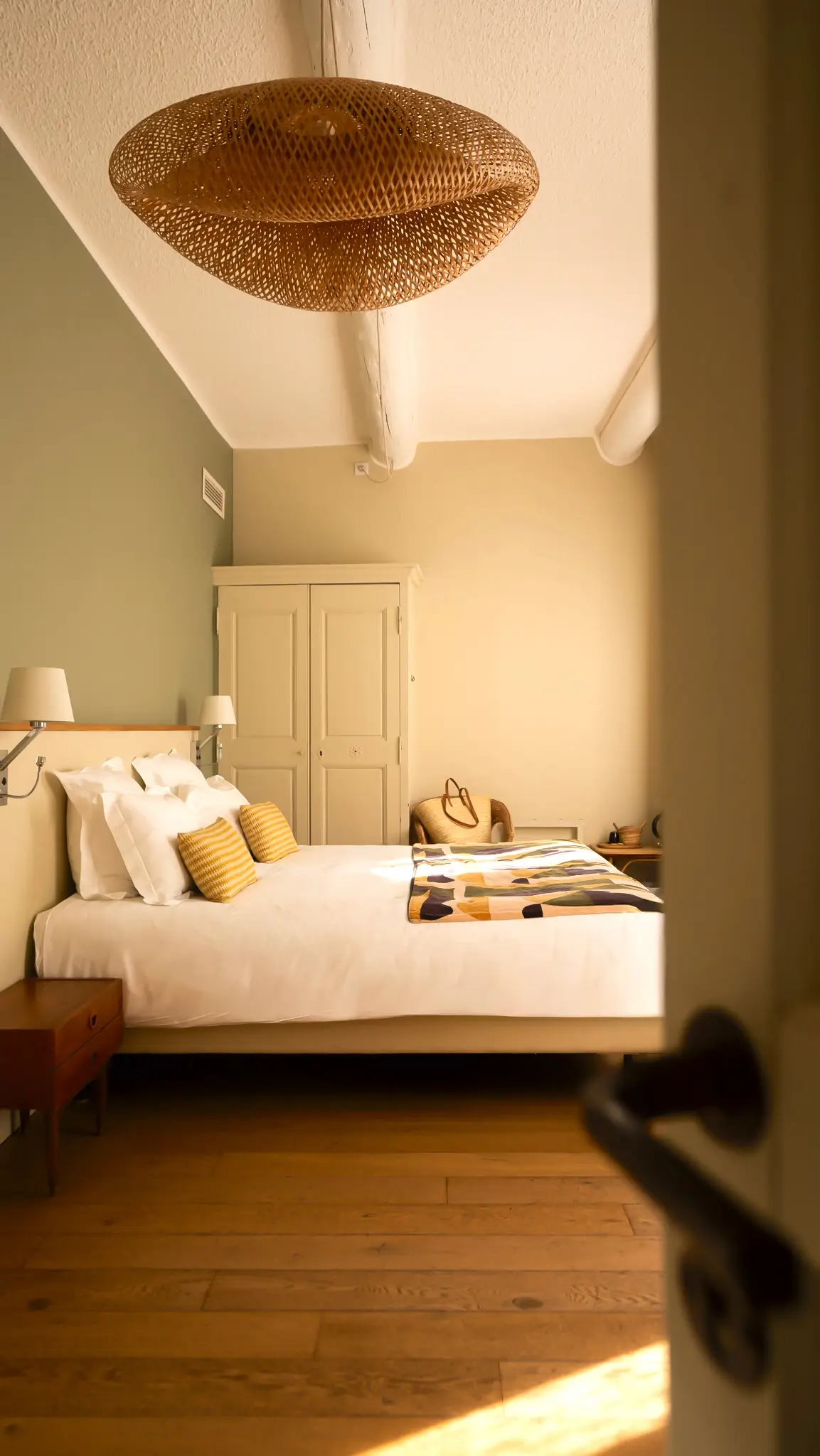 Chambre de luxe avec baignoire au coeur de la provence