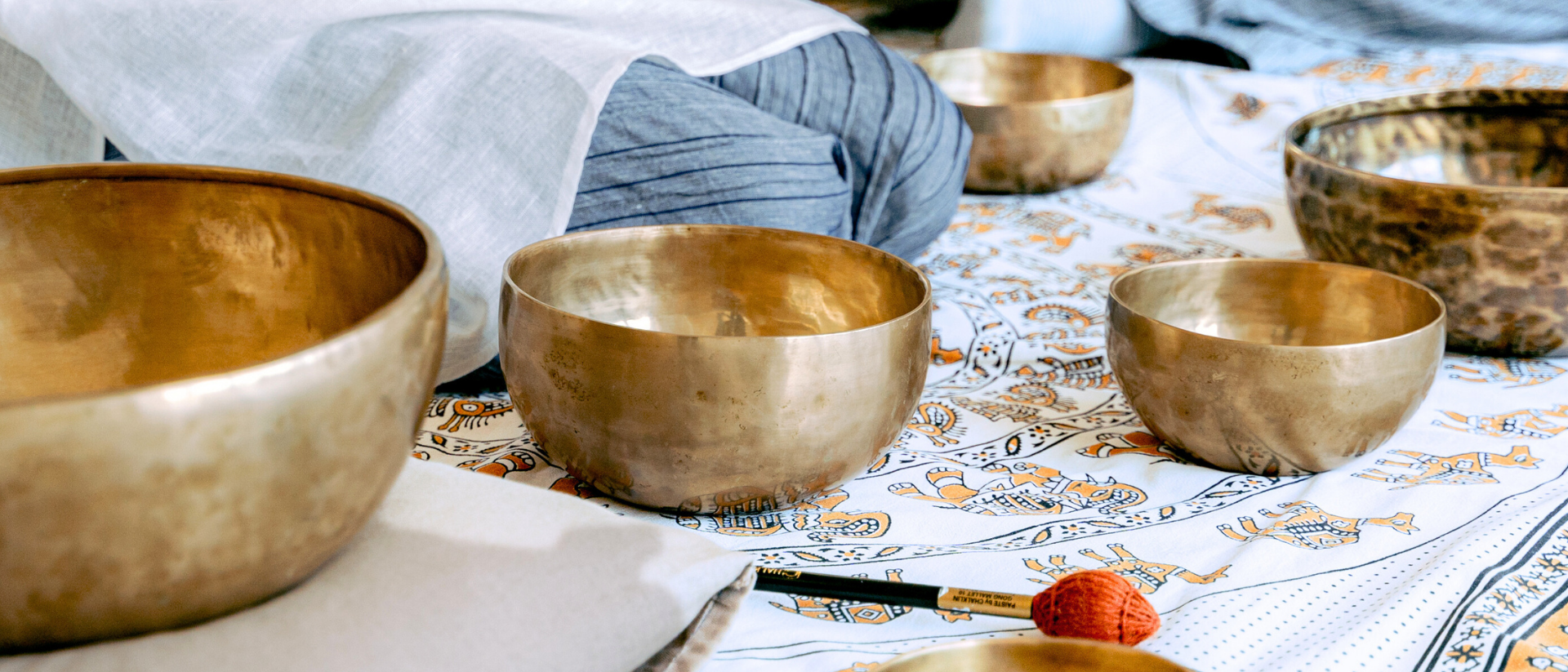 Venyttely workshop & Peter Hess äänimaljarentoutus