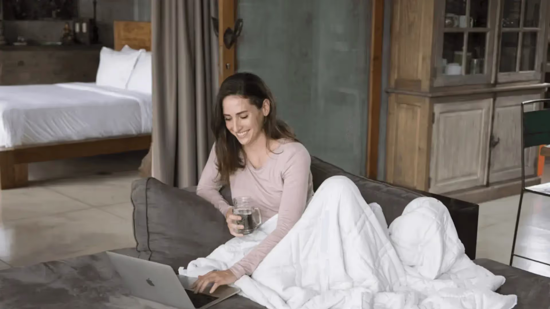 Under The Hood: Elizabeth from Baloo