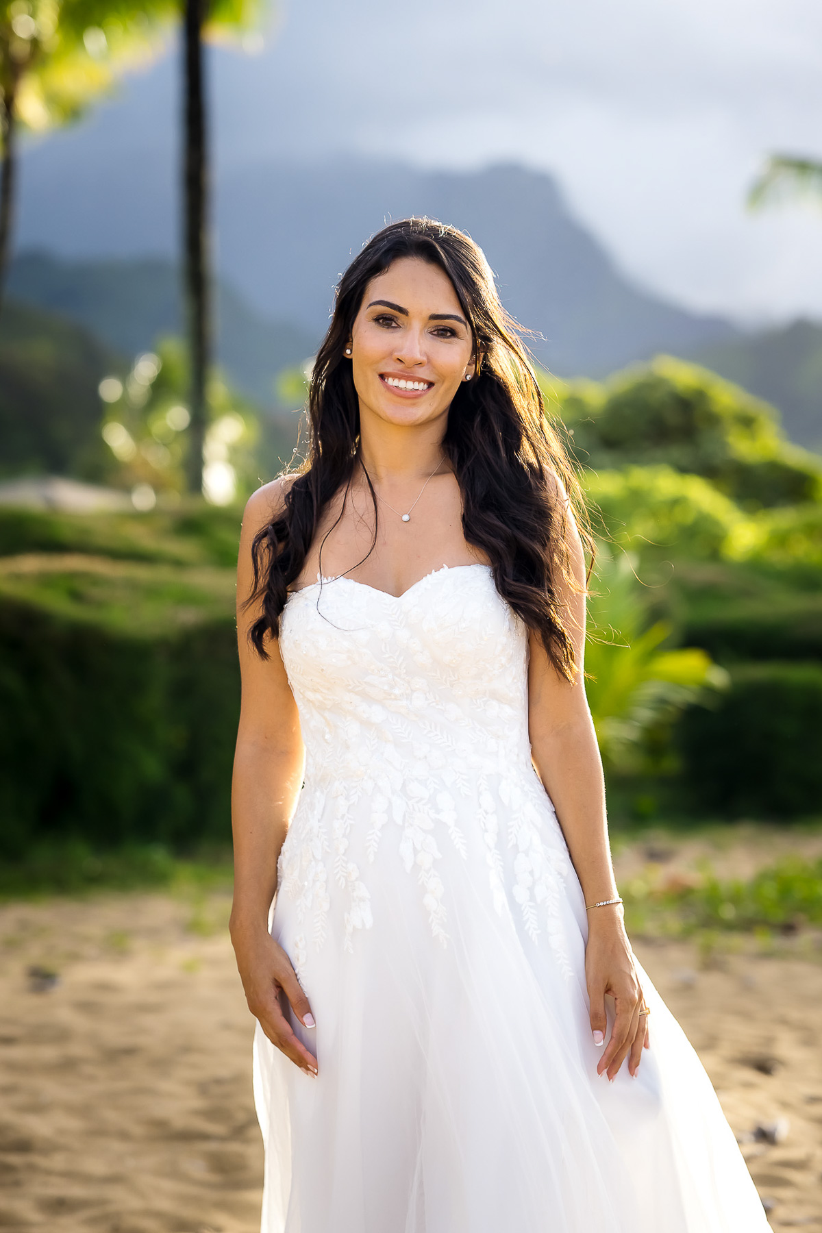 A bridal portraits at Hanalei Bay