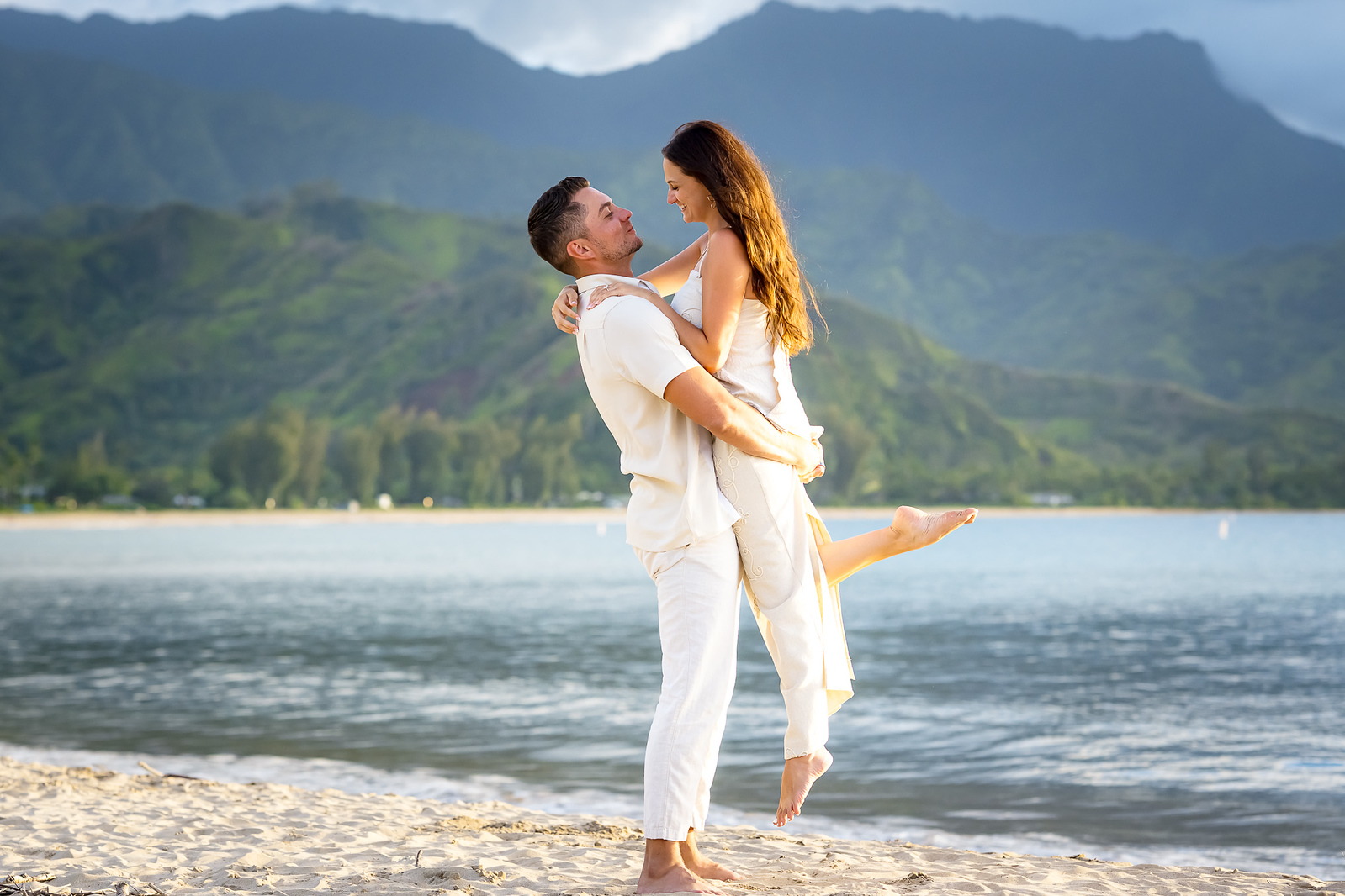 kauai engagement photoshoot on the beach at Hanalei bay