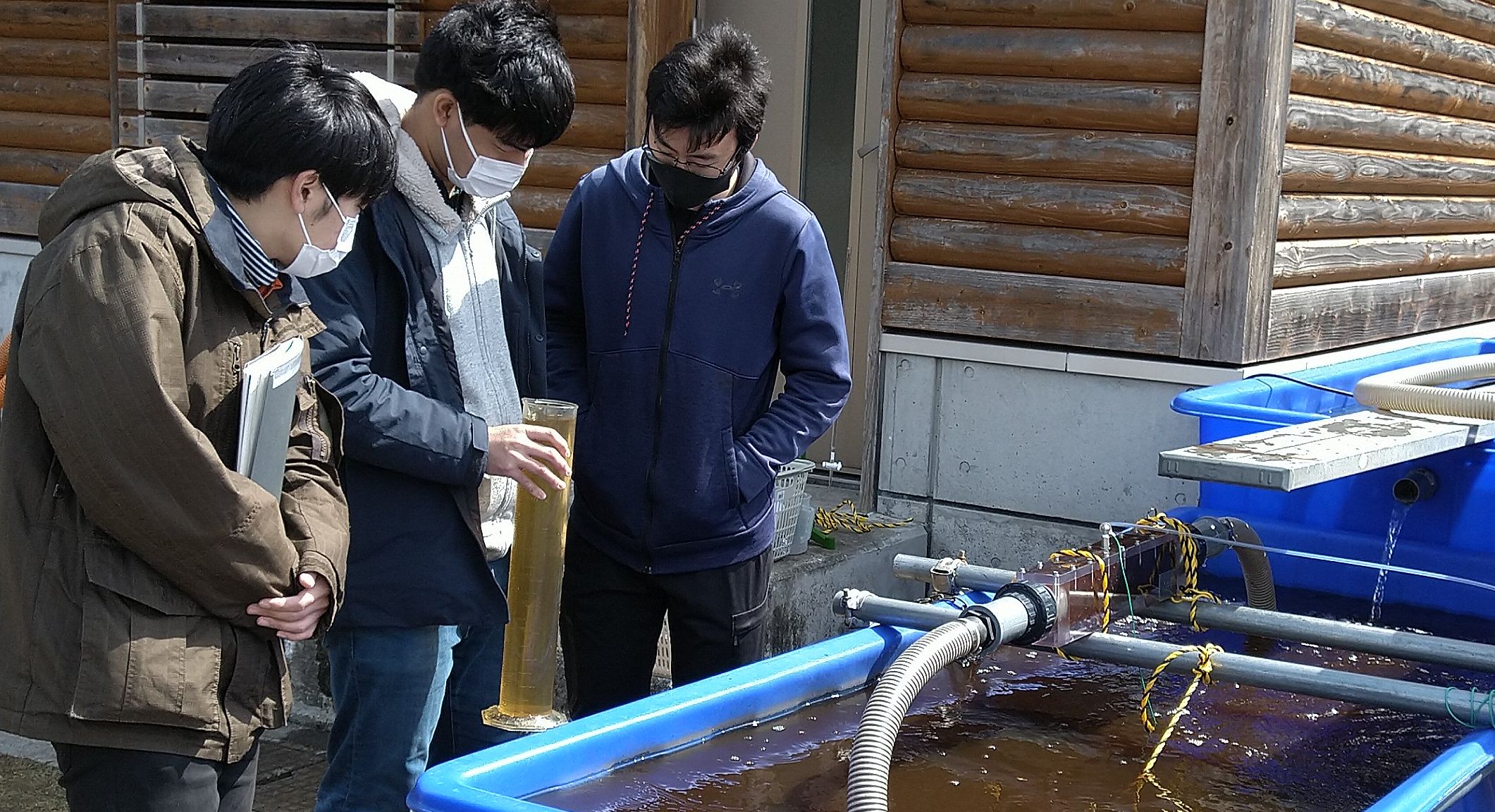 Vol. 9 水の安全を守る―オゾンナノバブルで水中から有害有毒物質