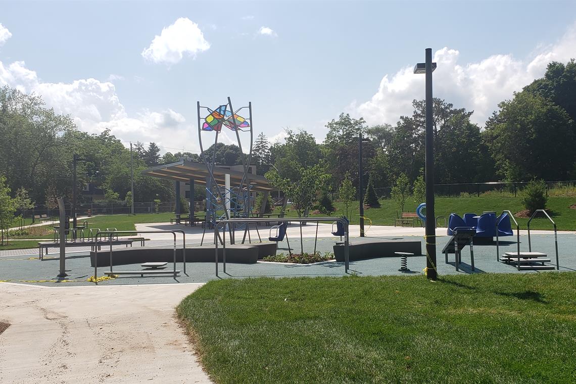 Oakville Trafalgar Community Centre playground in Oakville, ON with community playground, community center playground, com...