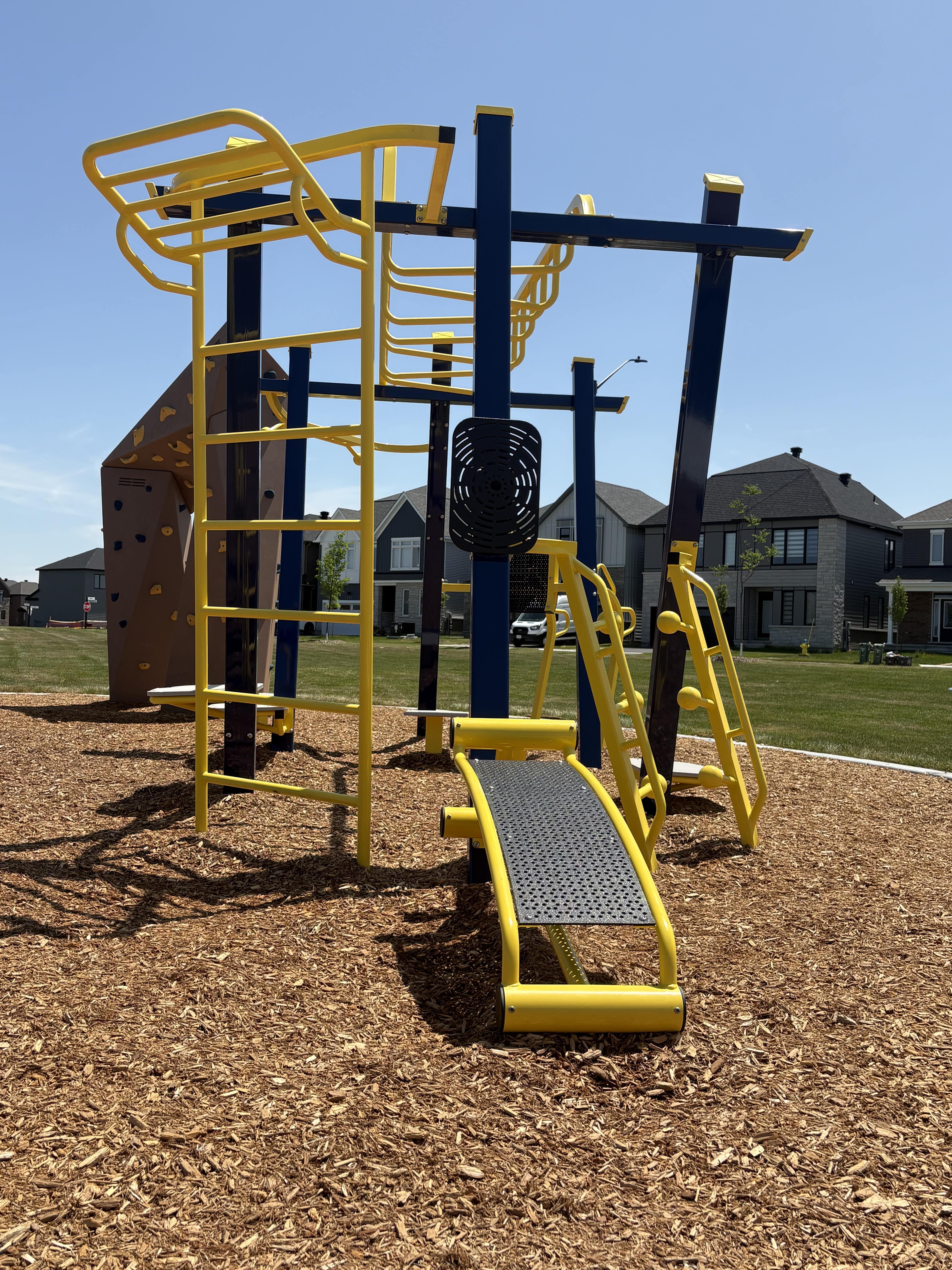 Canoe Park Thrive 450 playground equipment in Ottawa, ON featuring Schooner multi-play structure