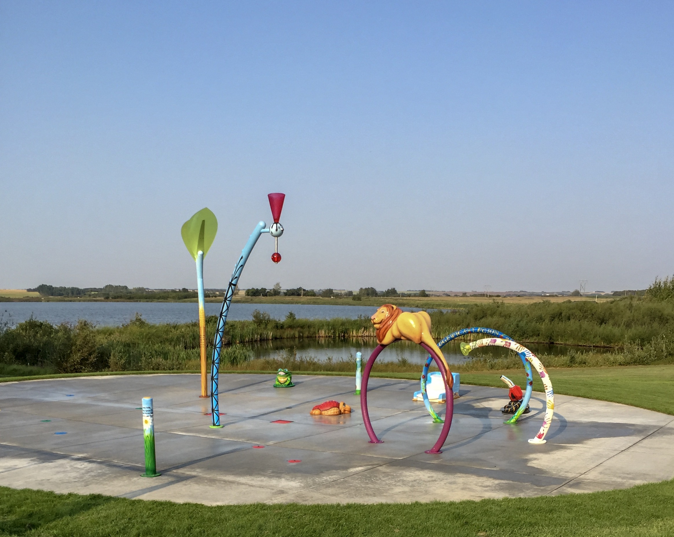 Sedgewick Splash Park playground in Sedgewick, AB with splash park, water play, Sedgewick AB