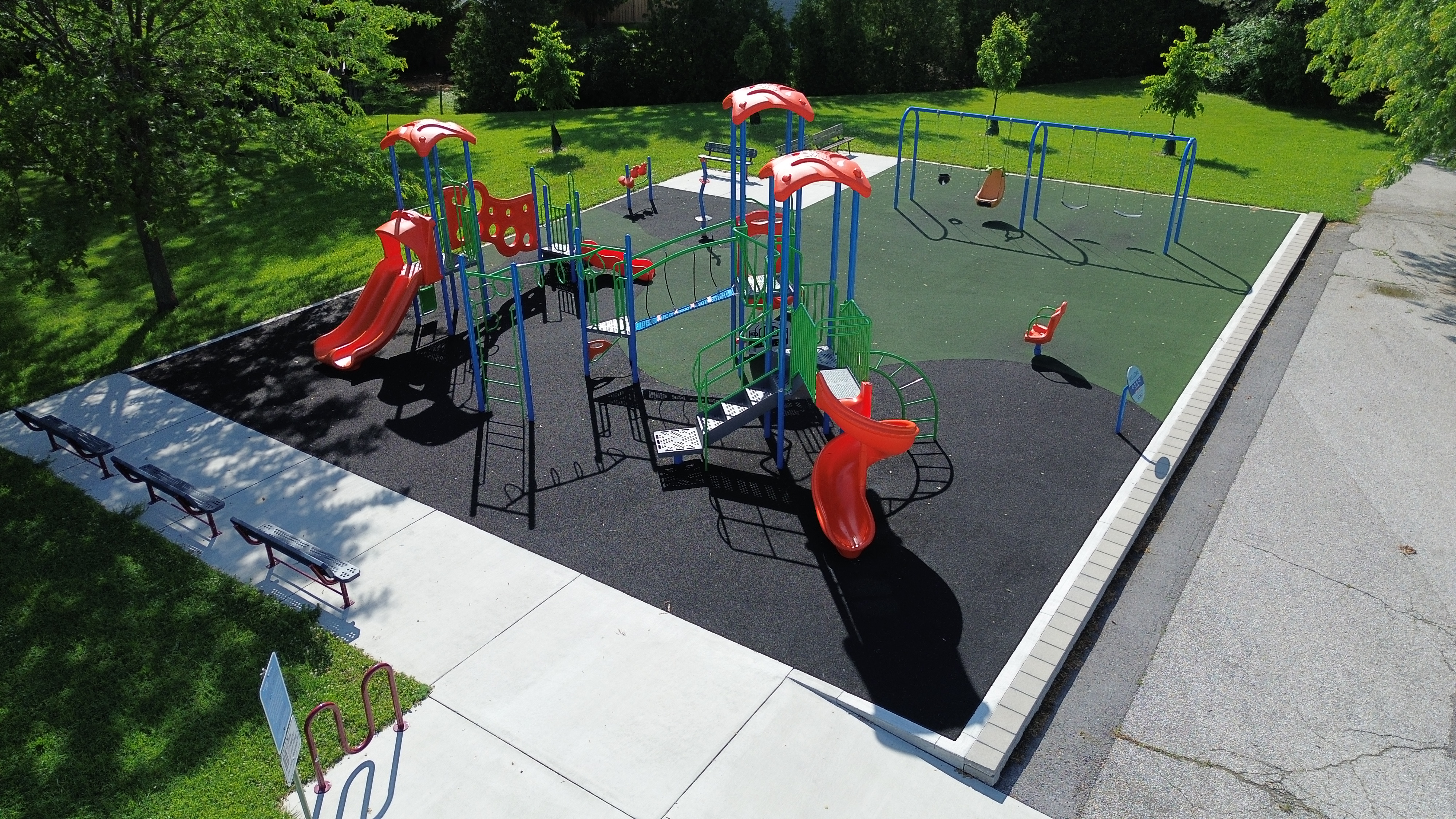 South Rendezvous Park (Windsor, ON) playground equipment and play area