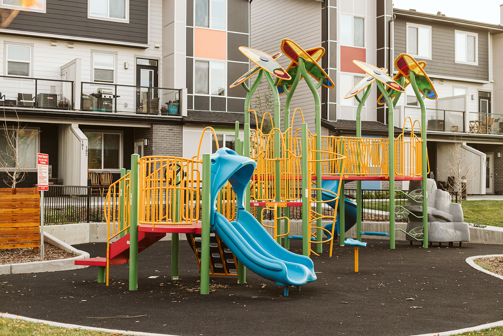 Redstone (Calgary, AB)