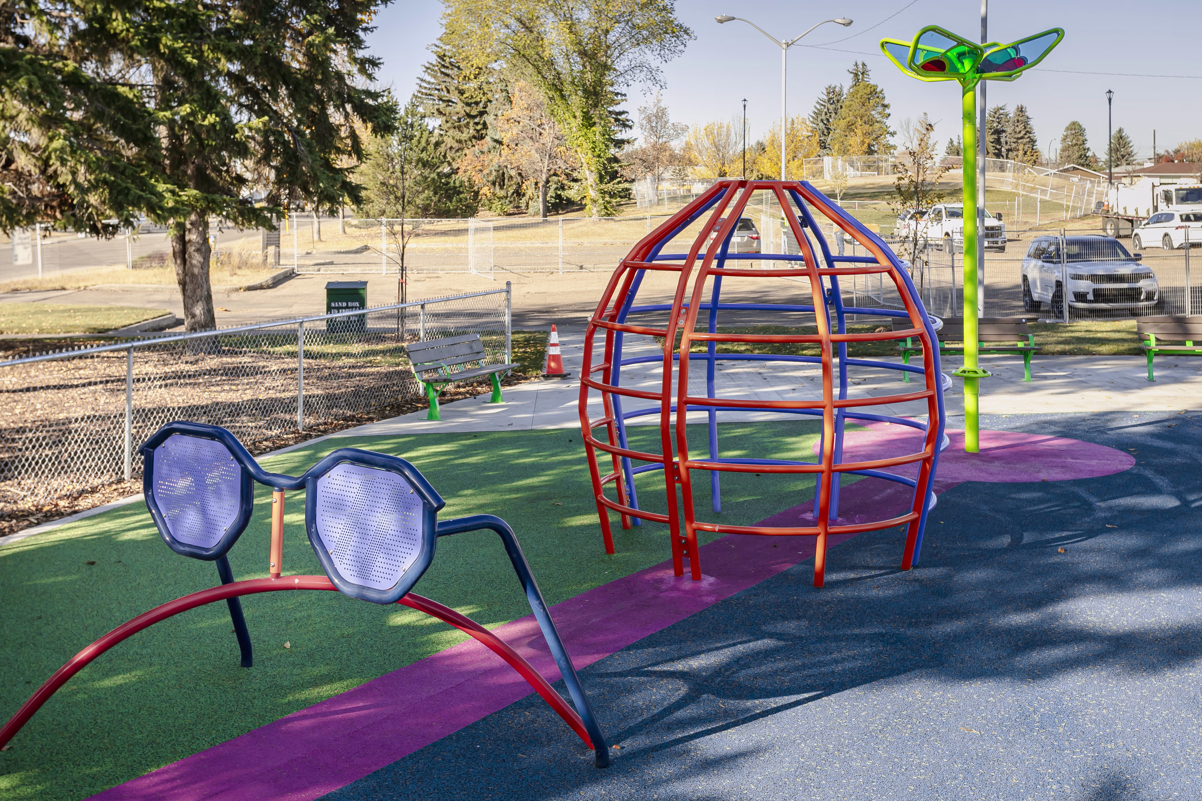 Balwin Pineapple Park (Edmonton, AB) in Edmonton, AB - playground equipment and play structures