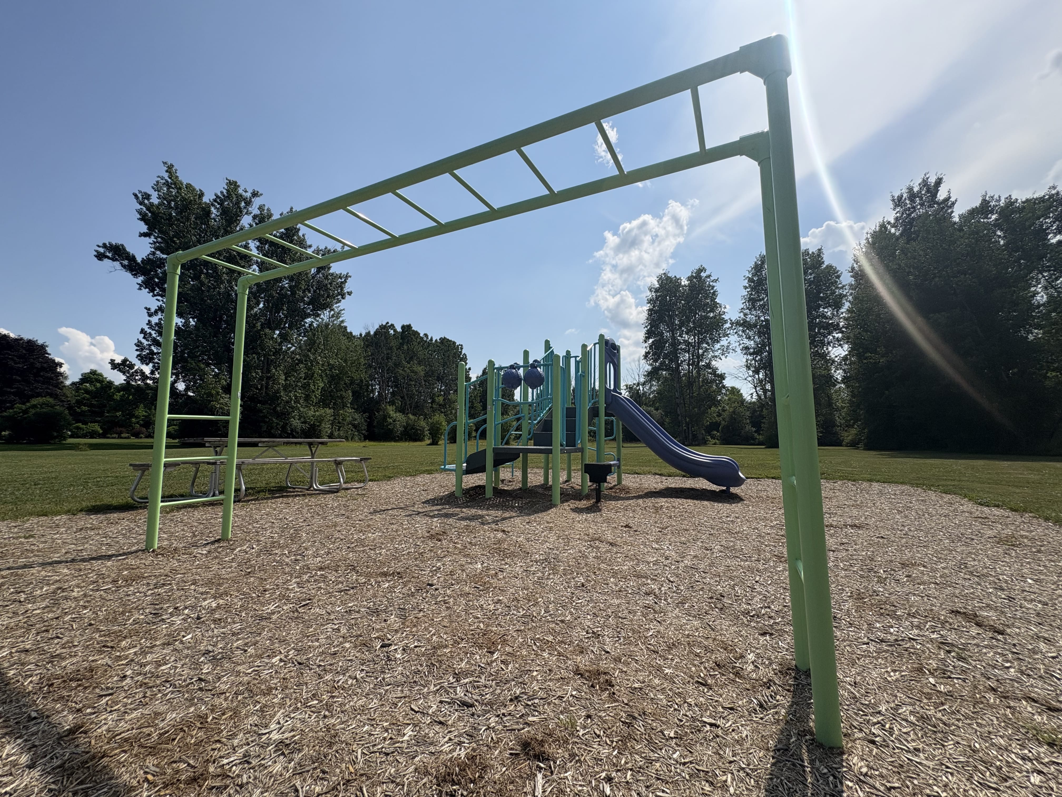 Eleanor Fulford Park (Elizabethtown-Kitley, ON) playground - natural playground features