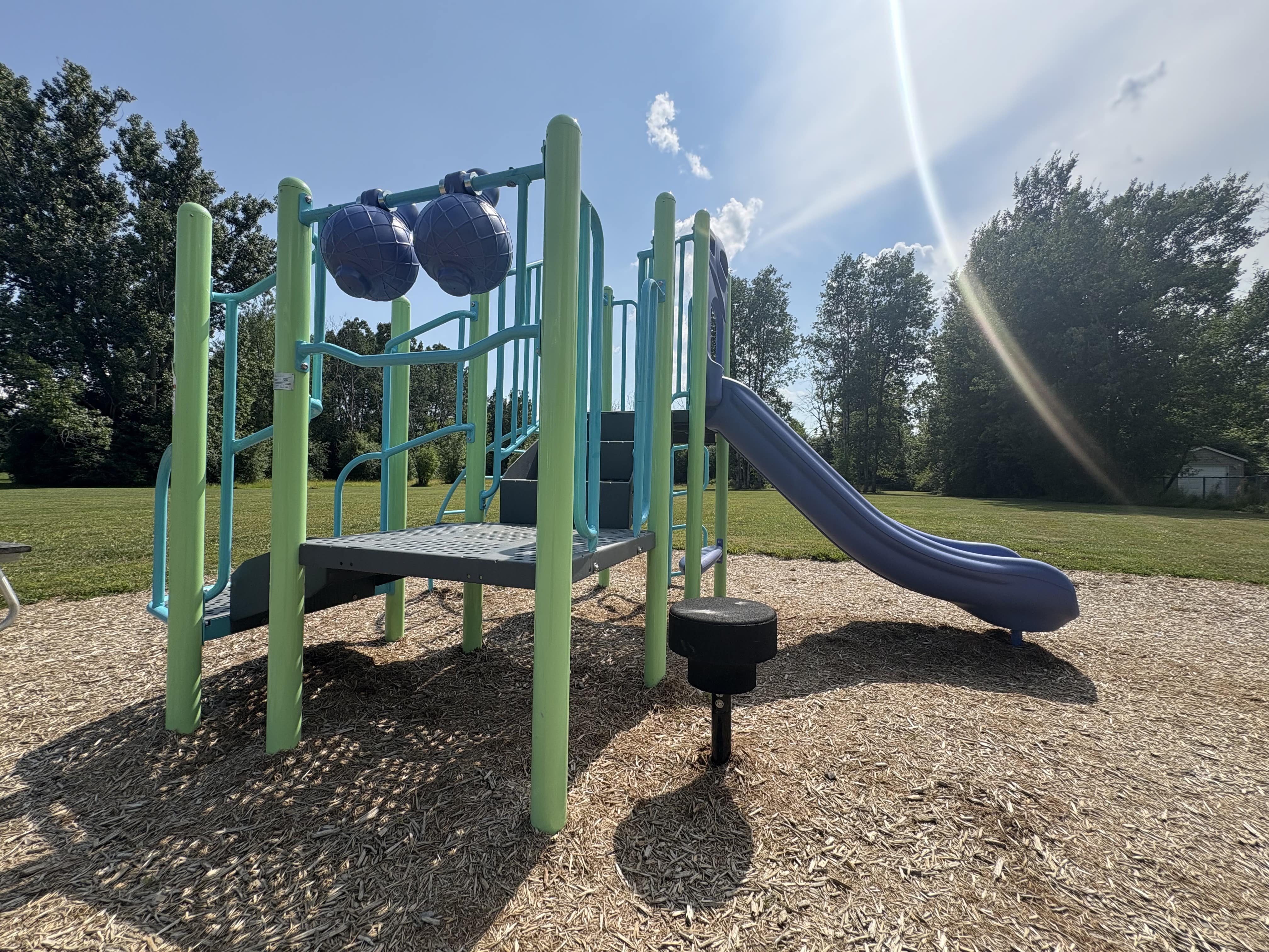 Eleanor Fulford Park (Elizabethtown-Kitley, ON) playground - interactive play elements