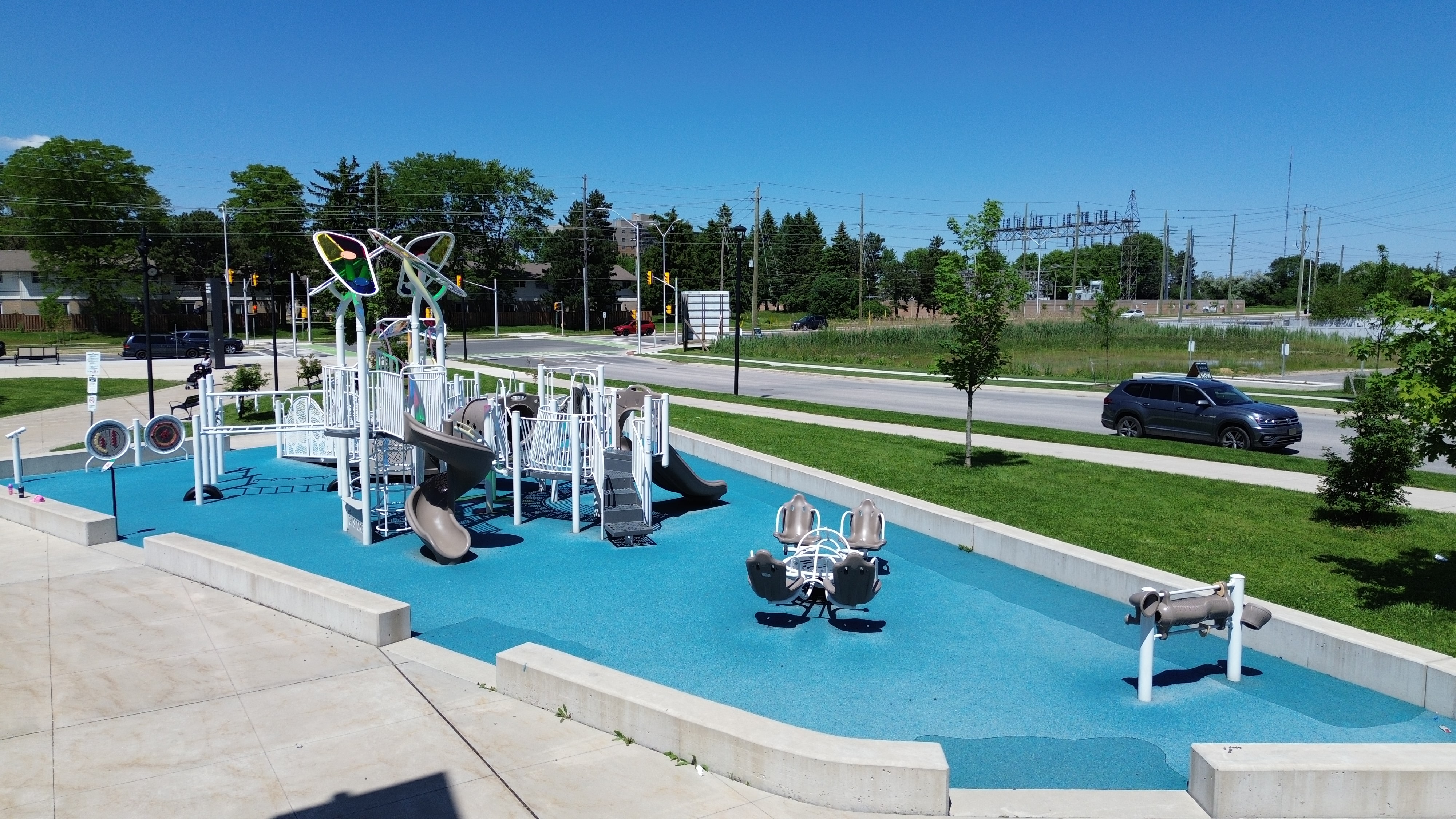 Bostwick Community Center Playground (London, ON) playground - community play space
