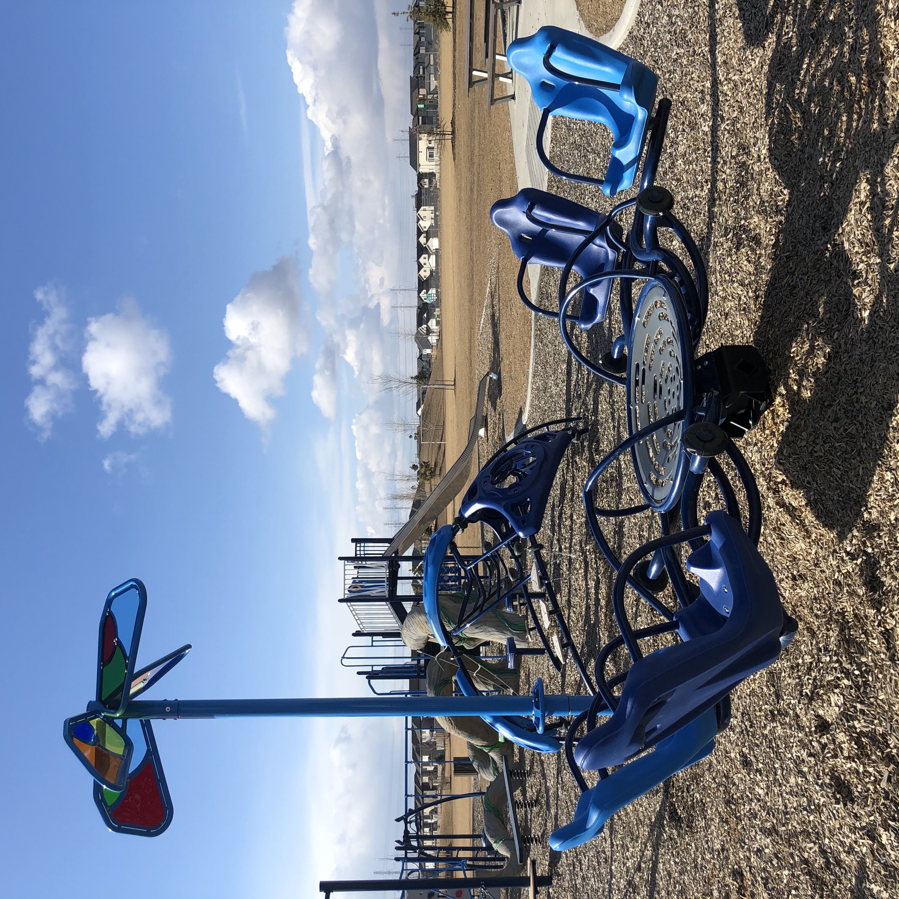 Svend Hanson School (Edmonton, AB) playground in Edmonton, AB - play area surfacing and safety features