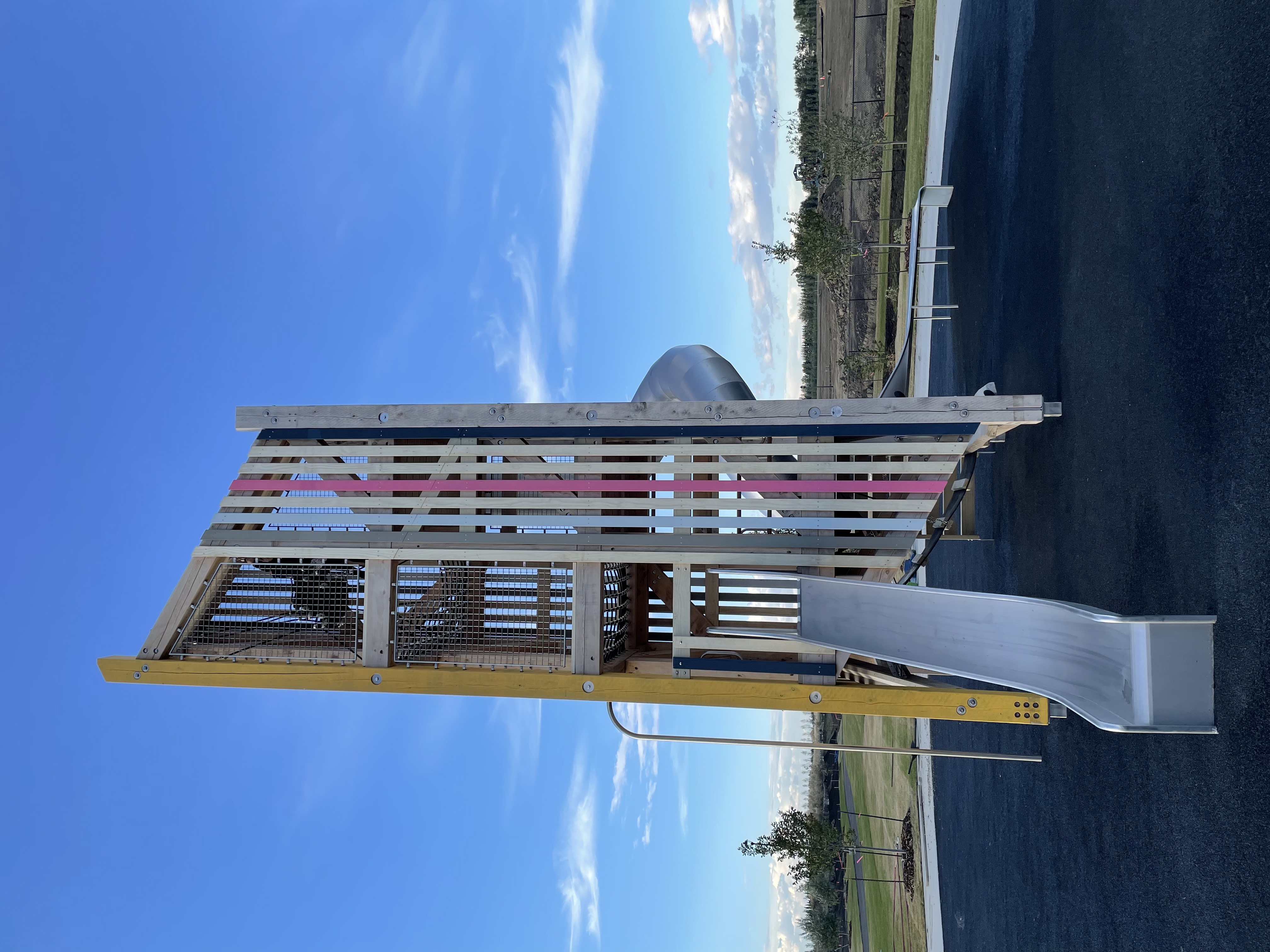 Parc Réunis (Beaumont, AB) in Beaumont, AB - playground detail and design features